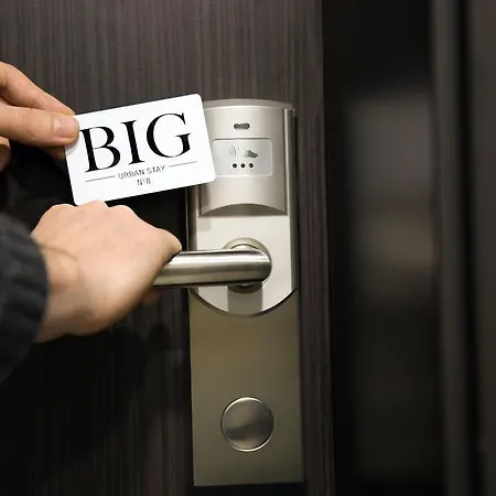 Big Urban מלון 3*